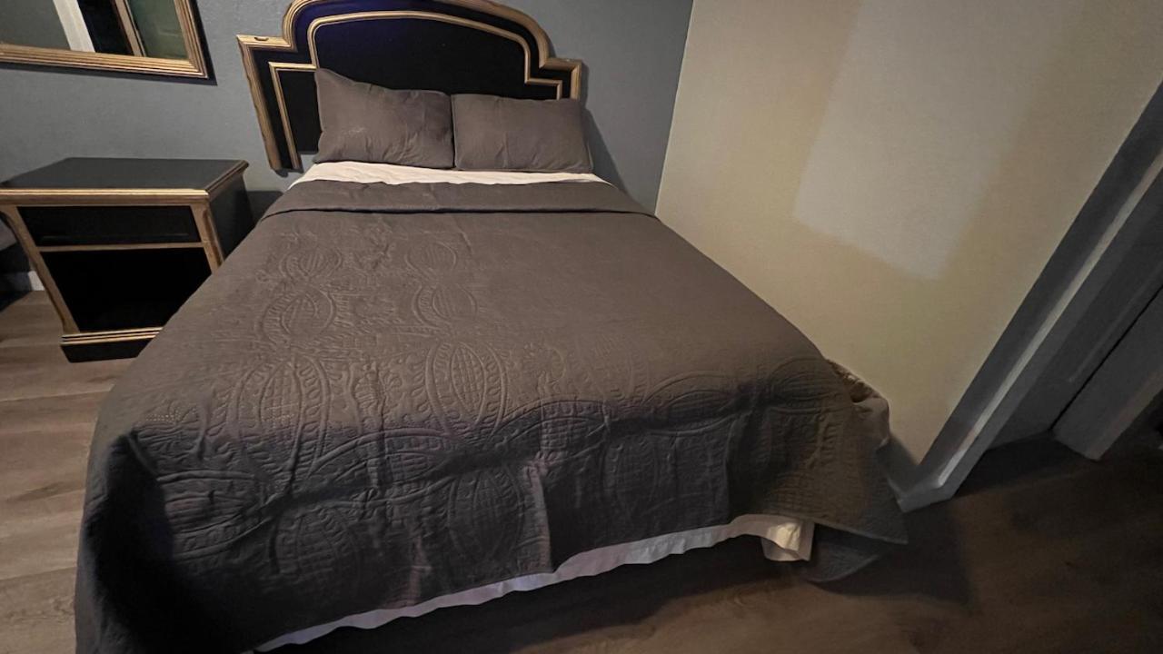 Texas Lodge Kenedy Екстер'єр фото
